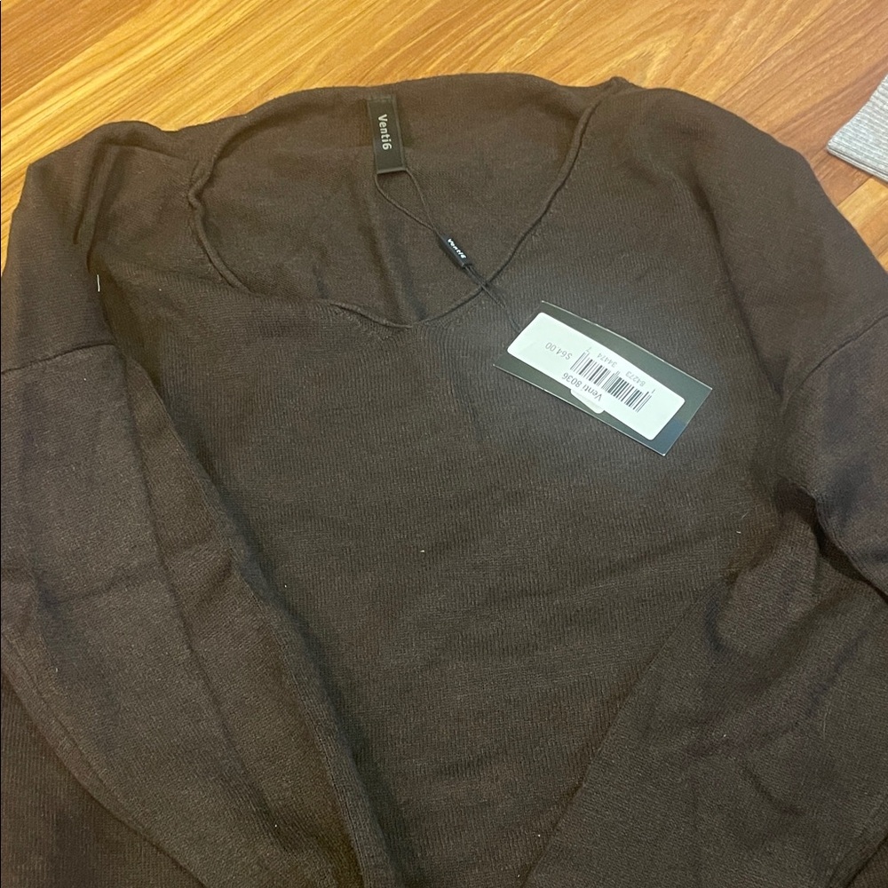 Venti brown sweater